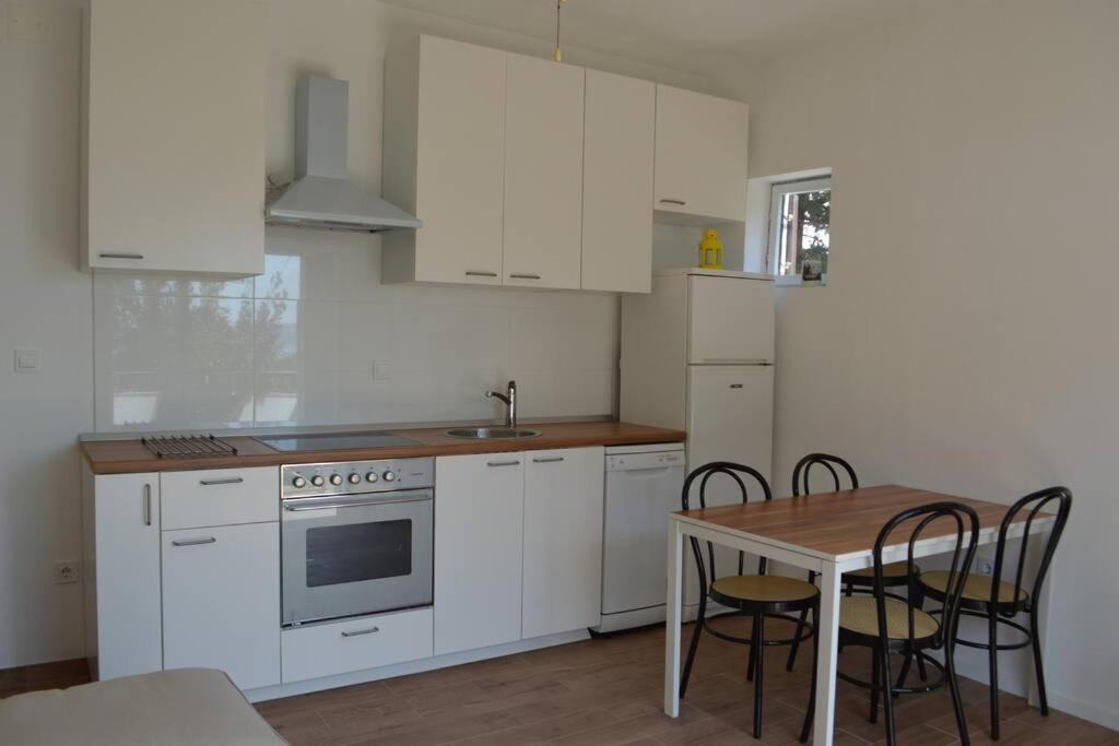 Apartment In Maslenica Jasenice  Eksteriør billede